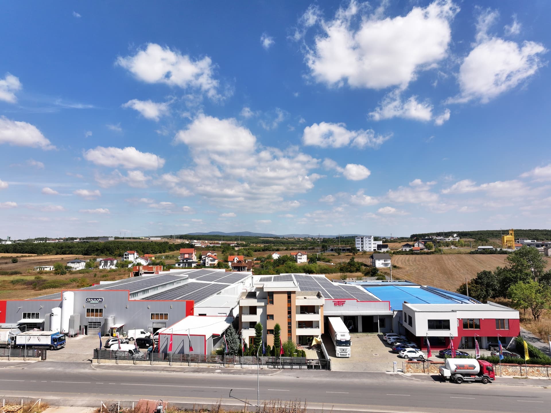Pamje nga ajri e fabrikës BBF në Ferizaj
